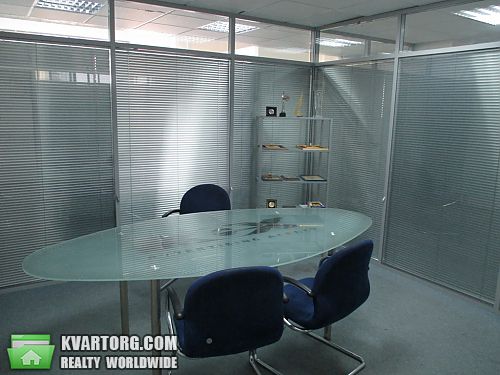 Rent out office. Киев, Сурикова — photo 1