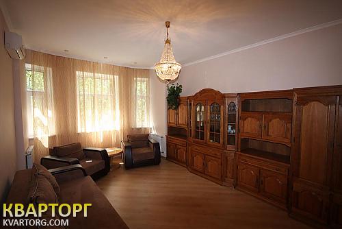 Rent out 2-room apartment. Киев,  Богдана Хмельницкого — photo 1
