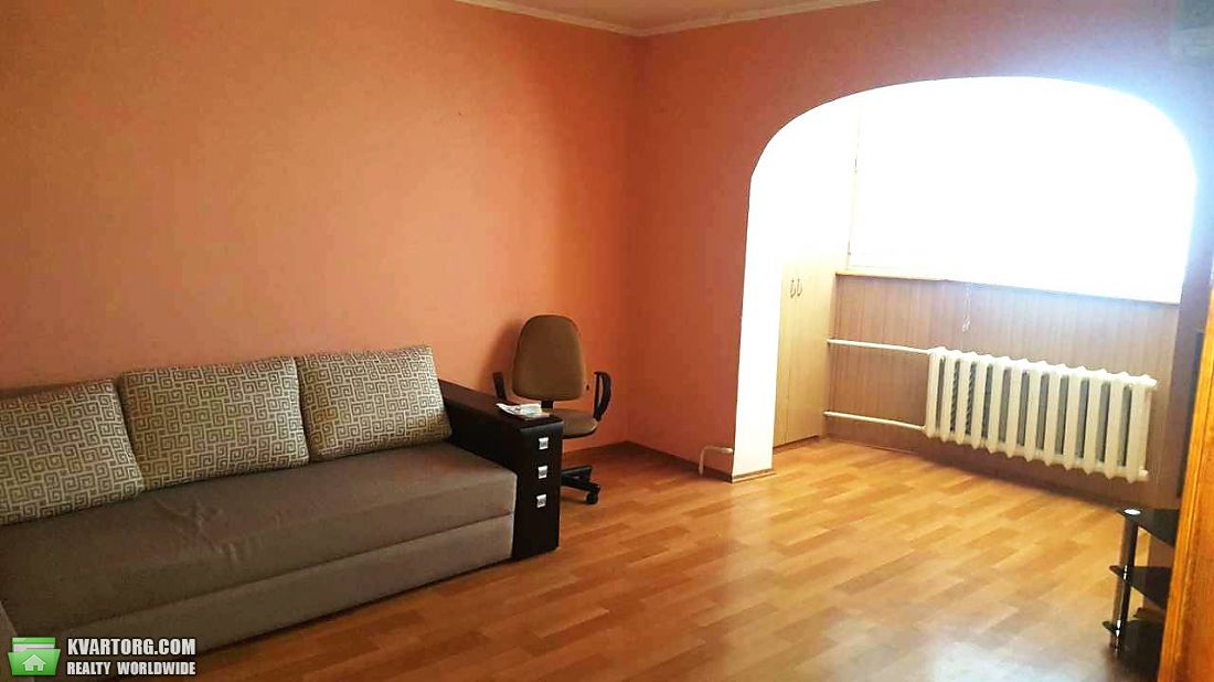 Rent out 2-room apartment. Одесса, Ильфа и Петрова — photo 5