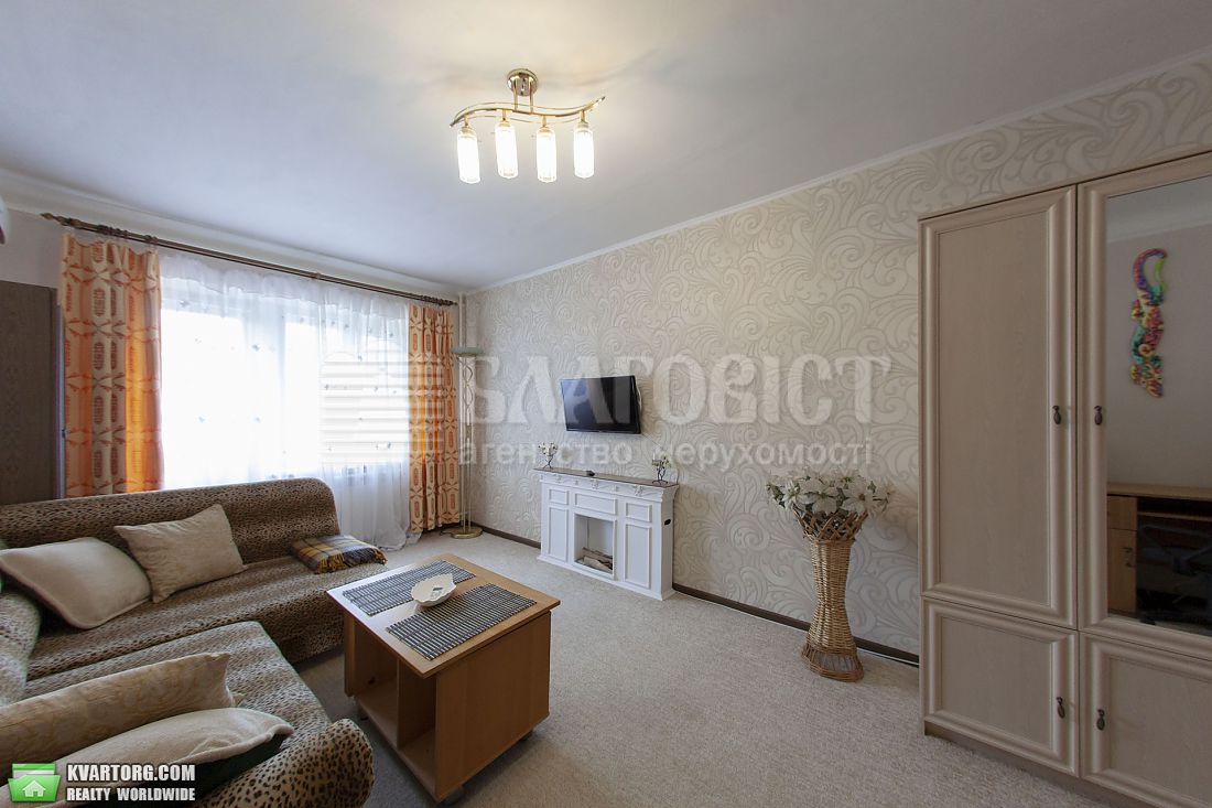 Rent out 2-room apartment. Киев, кудри ивана — photo 1