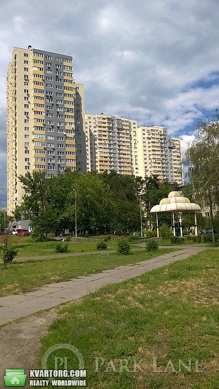 Sell 3-room apartment. Киев,  Навои пр — photo 1