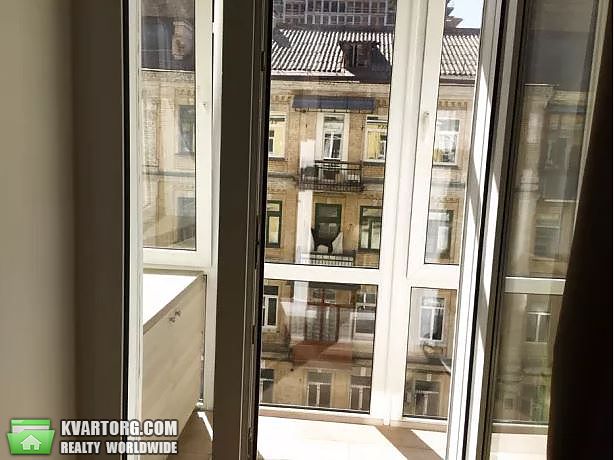 Rent out 2-room apartment. Киев,  Жилянская — photo 3