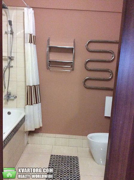 Rent out 2-room apartment. Киев, Героев Сталинграда пр — photo 9