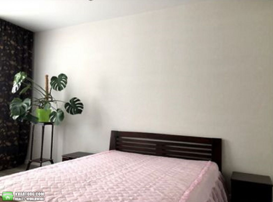 Sell 2-room apartment. Киев,  Комбинатная — photo 10