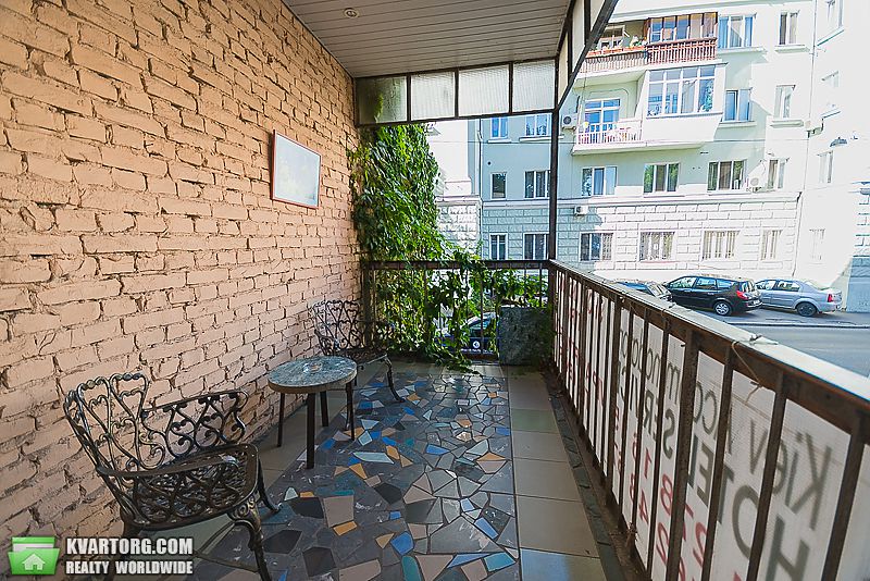 Rent out 2-room apartment. Киев,  Малая Житомирская — photo 6