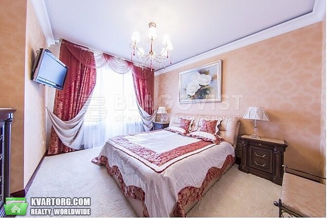 Rent out 3-room apartment. Киев,  Жилянская — photo 7