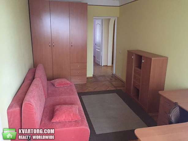 Rent out 3-room apartment. Киев,  Русановская наб — photo 3