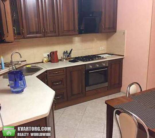 Rent out 2-room apartment. Киев,  Багговутовская — photo 1