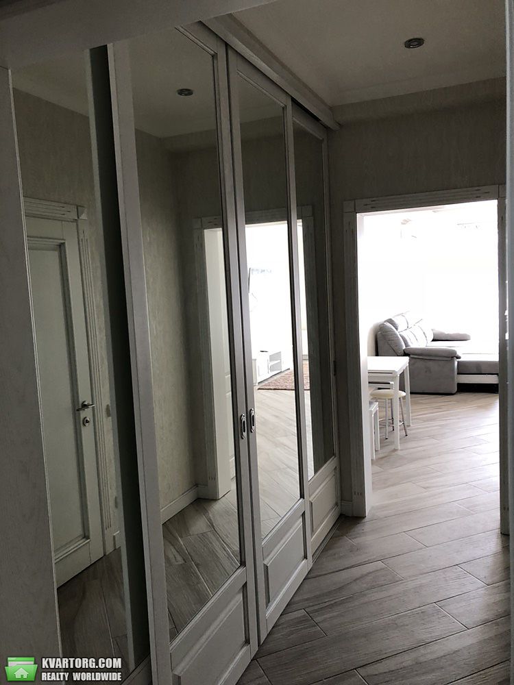 Rent out 1-room apartment. Киев, Луценко — photo 7