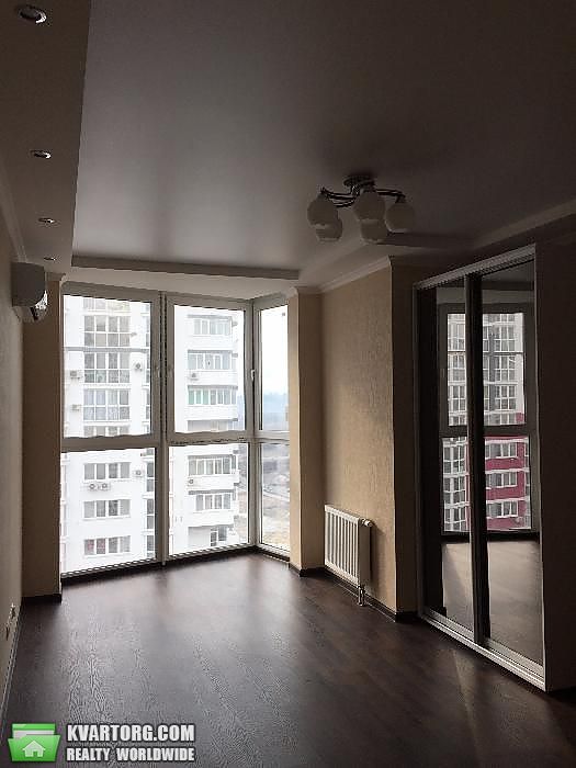 Sell 2-room apartment. Киев,  Драгоманова — photo 4