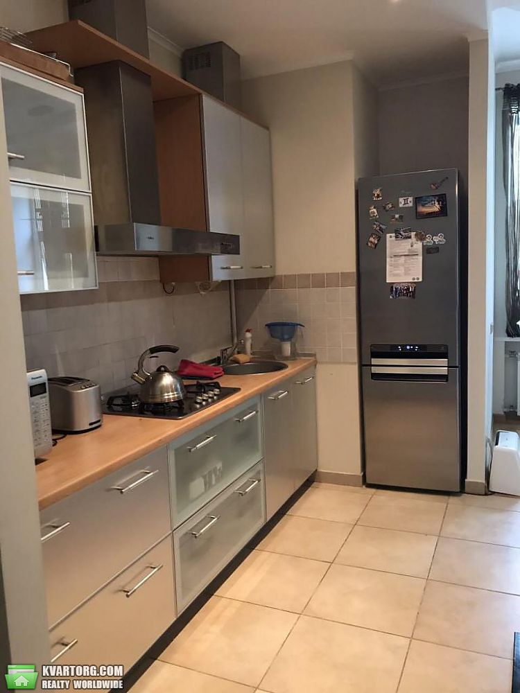 Rent out 3-room apartment. Киев,  Лютеранская — photo 4
