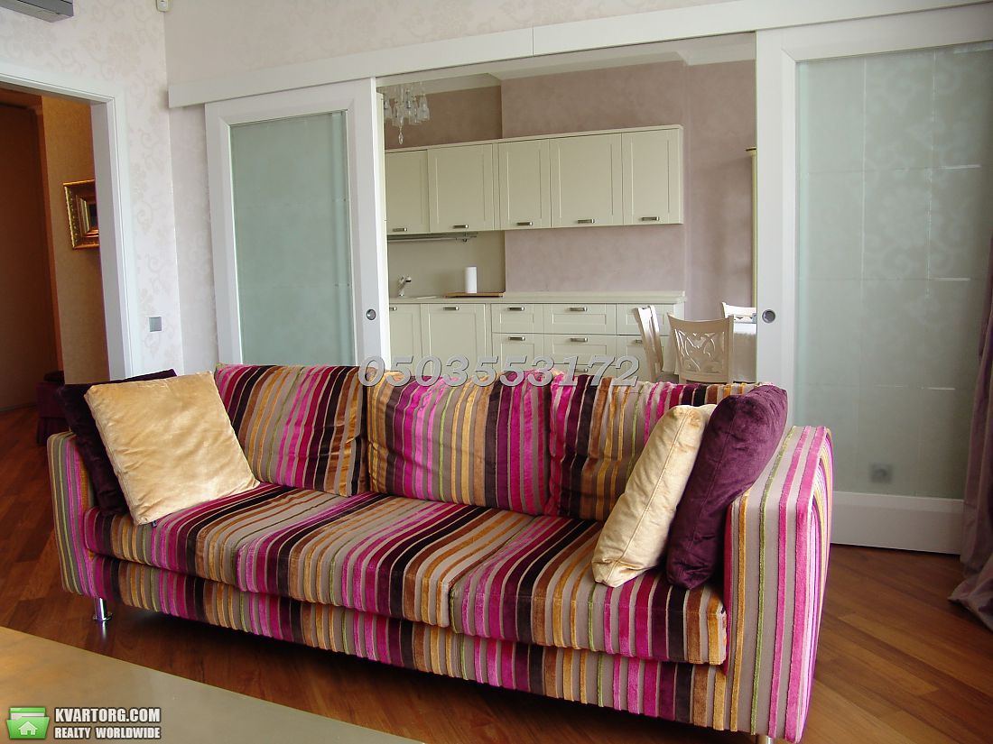 Rent out 3-room apartment. Киев,  Шевченко бул — photo 4