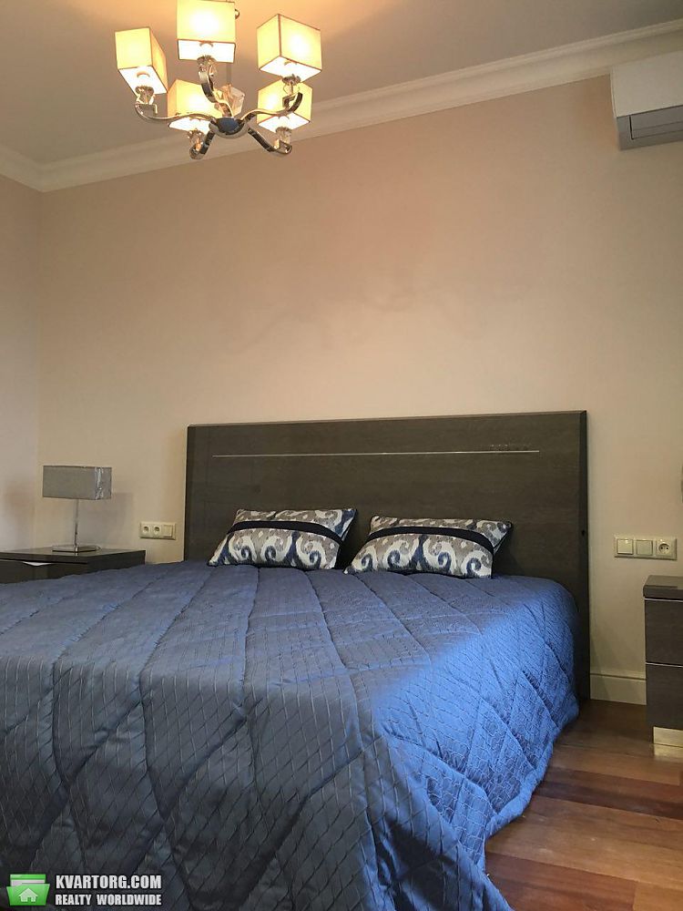 Rent out 2-room apartment. Киев, ул.Подвысоцкого — photo 4