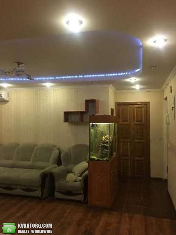 Sell 3-room apartment. Киев,  Якуба Коласа — photo 1