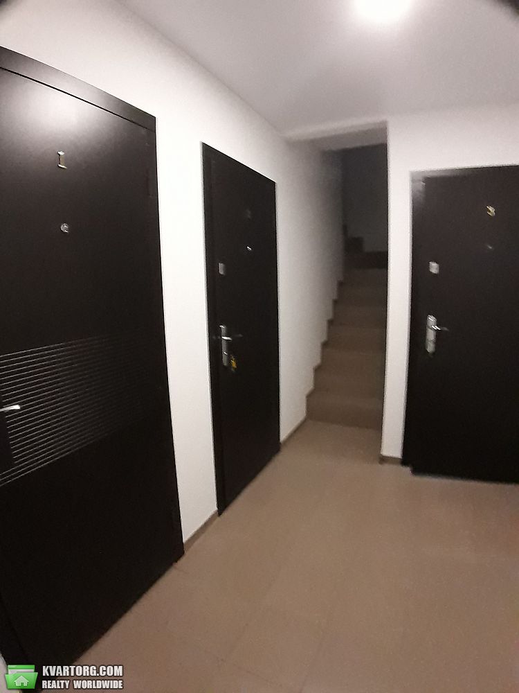 Rent out 1-room apartment. Киев, Небесной сотни — photo 9