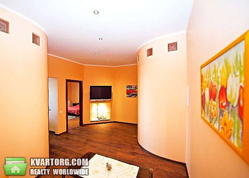 Rent out 2-room apartment. Киев, Почайнинская — photo 3
