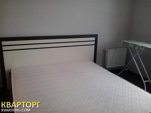 Rent out 1-room apartment. Киев, Передовая ул. — photo 1