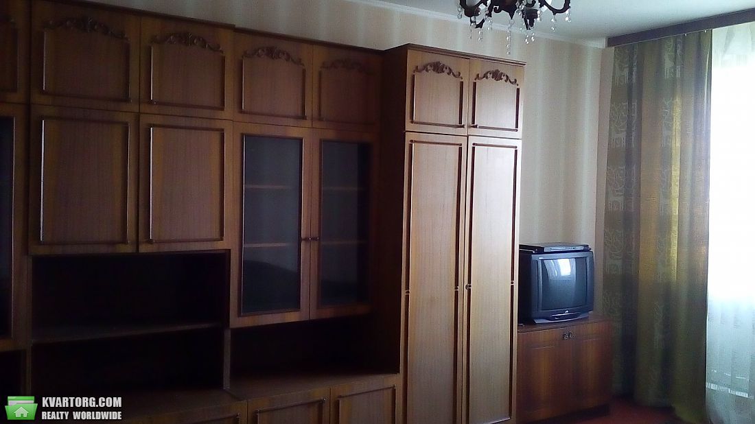 Rent out 2-room apartment. Киев,  Закревского — photo 3