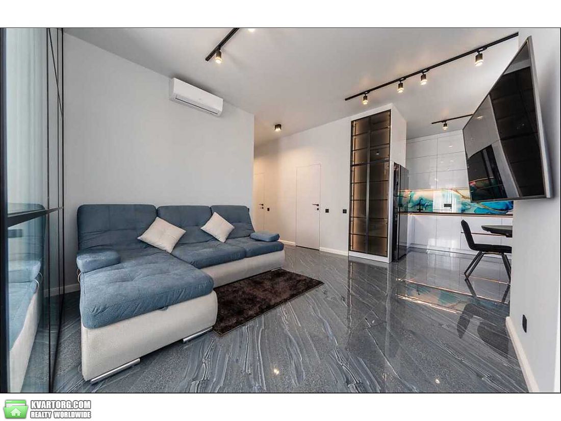 Rent out 3-room apartment. Киев,  Никольско-Слободская — photo 6