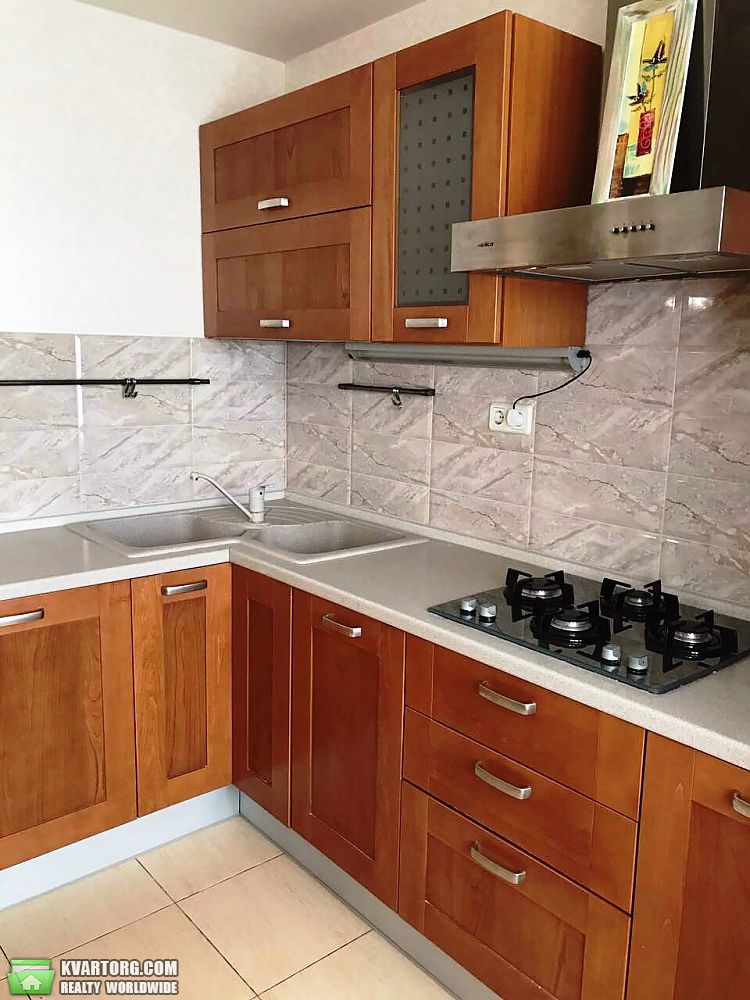 Rent out 2-room apartment. Киев, ипсилантиевский пер. — photo 4