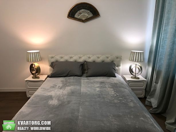 Rent out 1-room apartment. Киев,  Драгомирова — photo 1