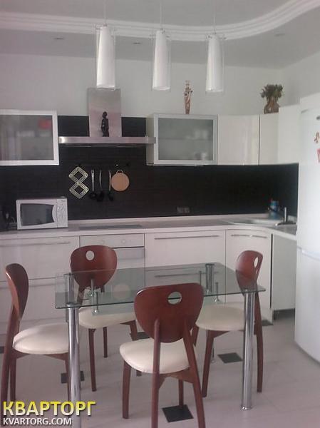 Rent out 1-room apartment. Киев,  Вышгородская — photo 1