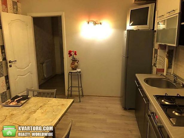 Rent out 1-room apartment. Киев,  Предславинская — photo 2