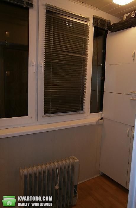 Sell 3-room apartment. Киев,  Приречная — photo 8
