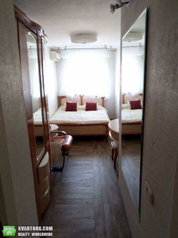 Sell 2-room apartment. Киев,  Автозаводская — photo 6