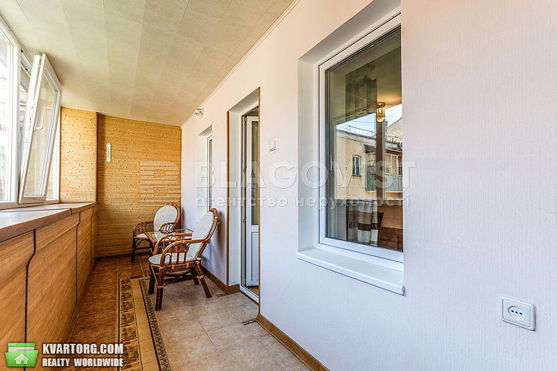 Rent out 2-room apartment. Киев,  Андреевская — photo 5