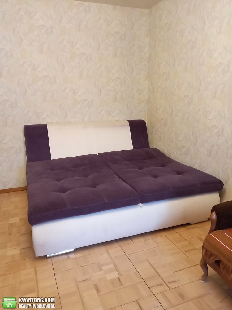 Rent out 2-room apartment. Киев,  Вербицкого — photo 1