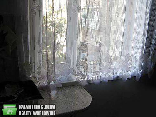 Sell 3-room apartment. Киев,  Декабристов — photo 2