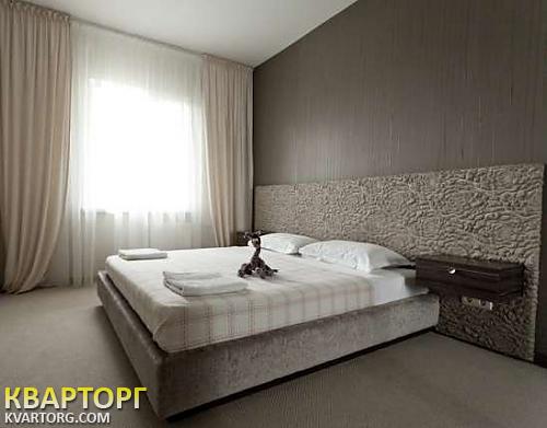 Rent out 3-room apartment. Киев, Русановские сады — photo 3