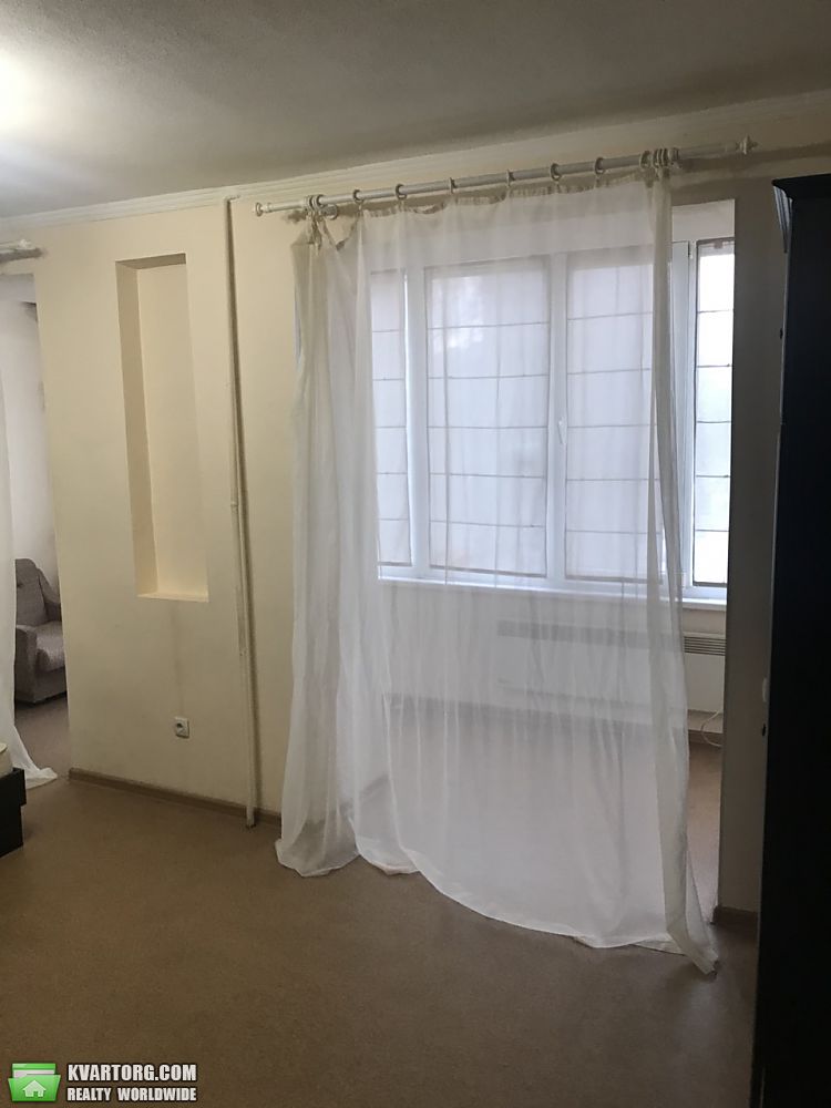 Rent out 1-room apartment. Харьков, Салтовское шоссе — photo 4