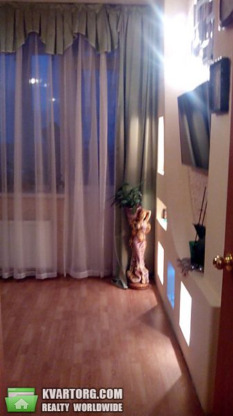 Sell 2-room apartment. Киев, Урловская — photo 3