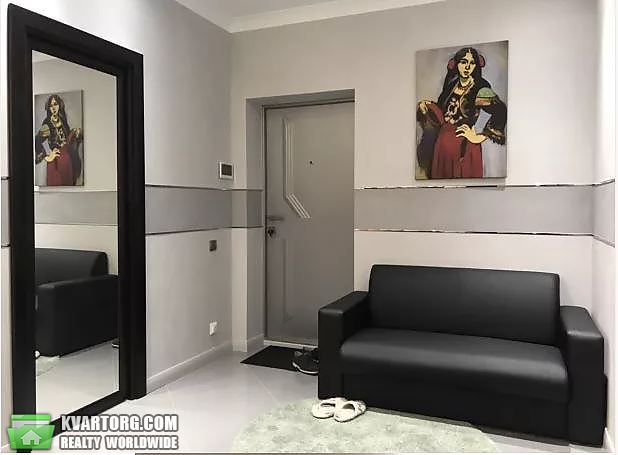 Rent out 2-room apartment. Киев,  Туманяна — photo 3
