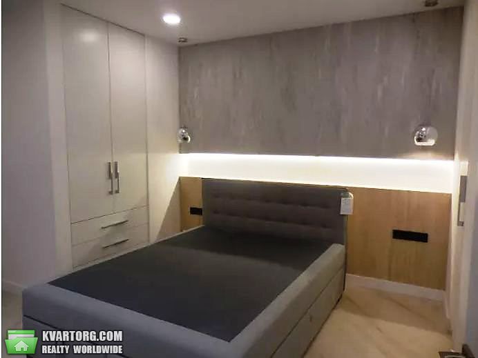 Rent out 3-room apartment. Киев,  Антоновича — photo 2