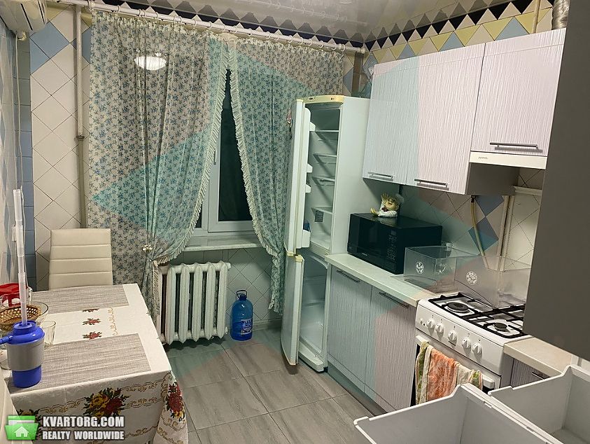 Продам. 3-к.кв. 4/9, вул.Бажова (Енеїди)