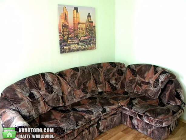 Rent out 2-room apartment. Киев,  Чавдар — photo 3