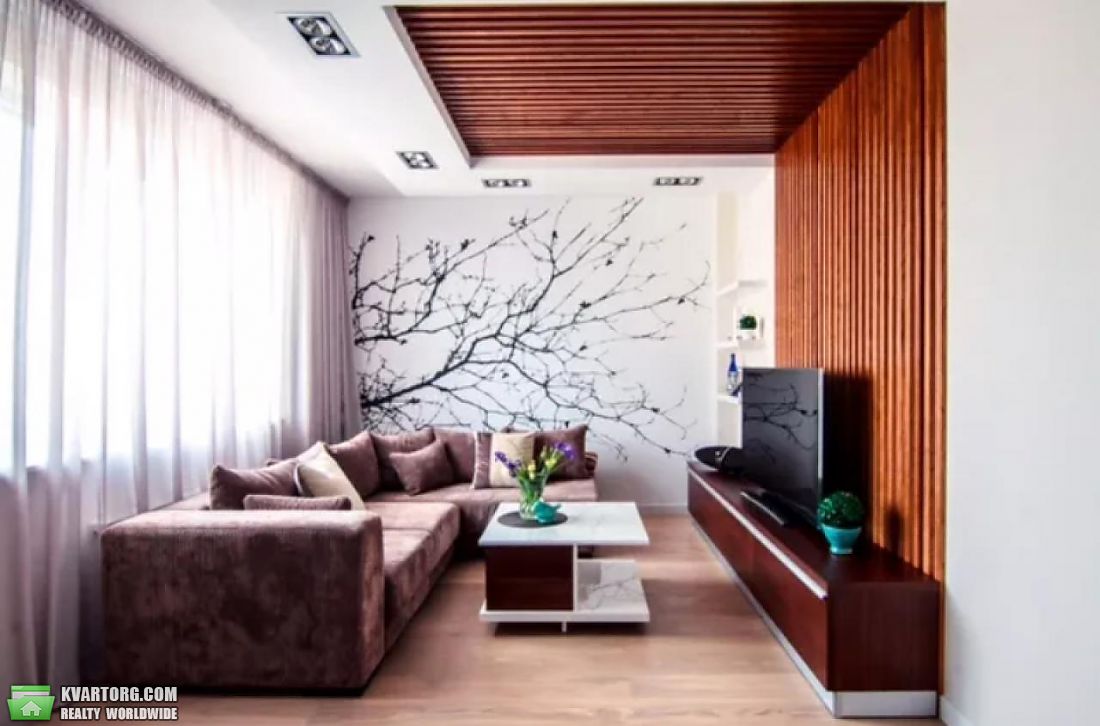Rent out 2-room apartment. Киев,  Моторный пер — photo 1