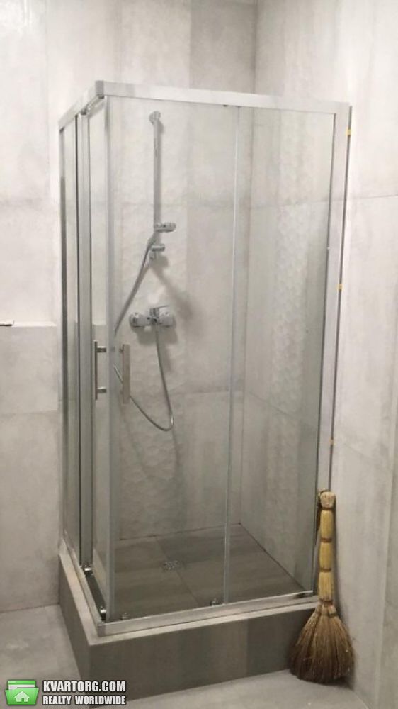 Rent out 3-room apartment. Киев,  Кловский спуск — photo 7