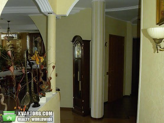 Sell 3-room apartment. Киев,  Бажана — photo 2