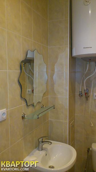 Rent out 1-room apartment. Одесса,  Королева — photo 1