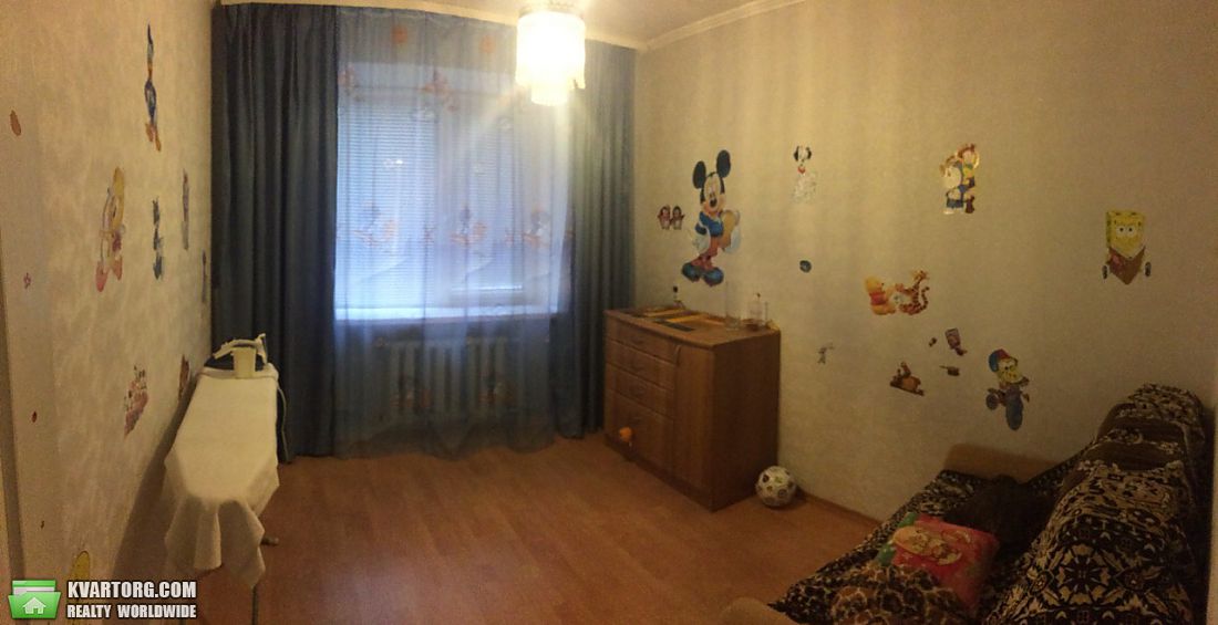 Rent out 3-room apartment. Днепропетровск, набережная Победы — photo 1