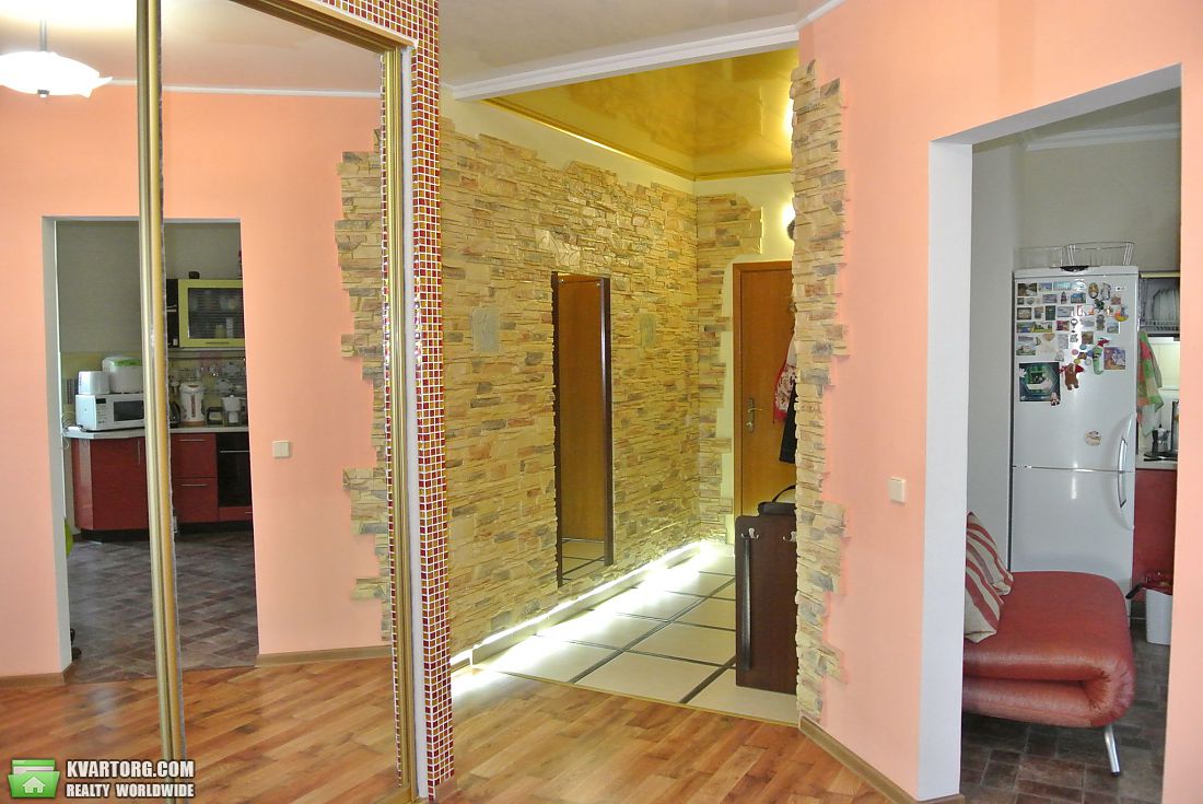 Sell 3-room apartment. Киев,  Амосова — photo 6