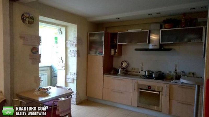 Sell 3-room apartment. Киев,  Хмельницкая — photo 3
