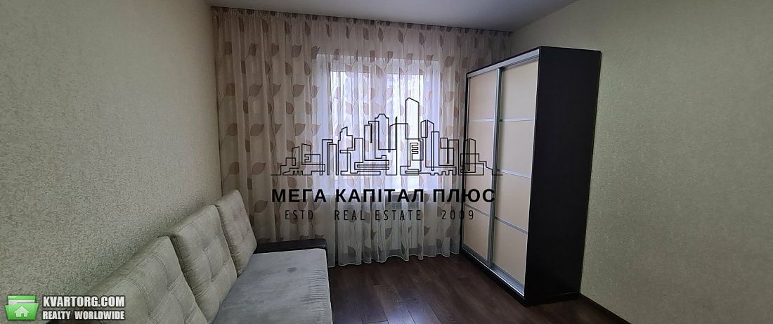 Rent out 3-room apartment. Киев, Урлівська — photo 5