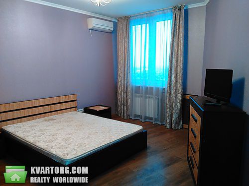 Rent out 2-room apartment. Киев,  Чавдар — photo 1