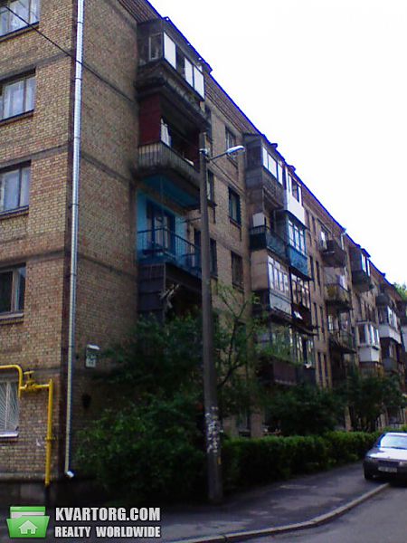Sell 2-room apartment. Киев, Краснопартизанская ул. — photo 1