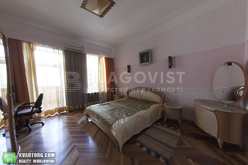 Rent out 2-room apartment. Киев,  Пушкинская — photo 3